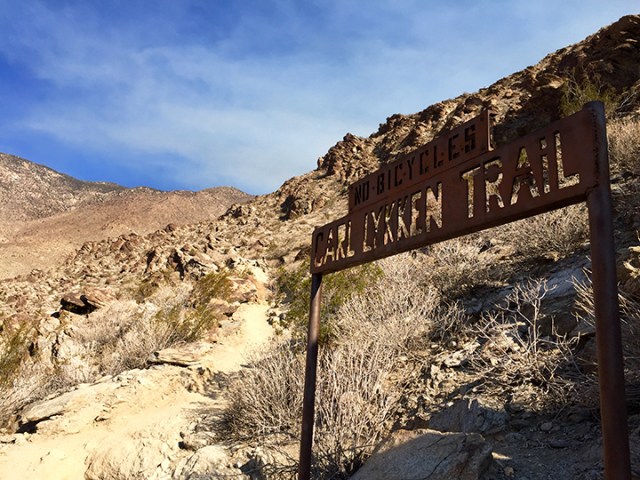 PS_LykkenSouthTrailSign